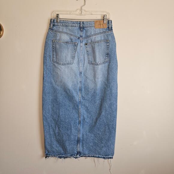 & Denim High Slit Denim Skirt, Light Wash, Ghost Hem Sz S - Picture 2 of 7